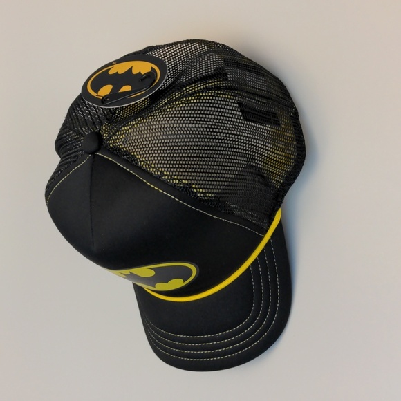 NWT SWAG Batman DC Comics Trucker Hat Adjustable Black Yellow - Picture 3 of 8